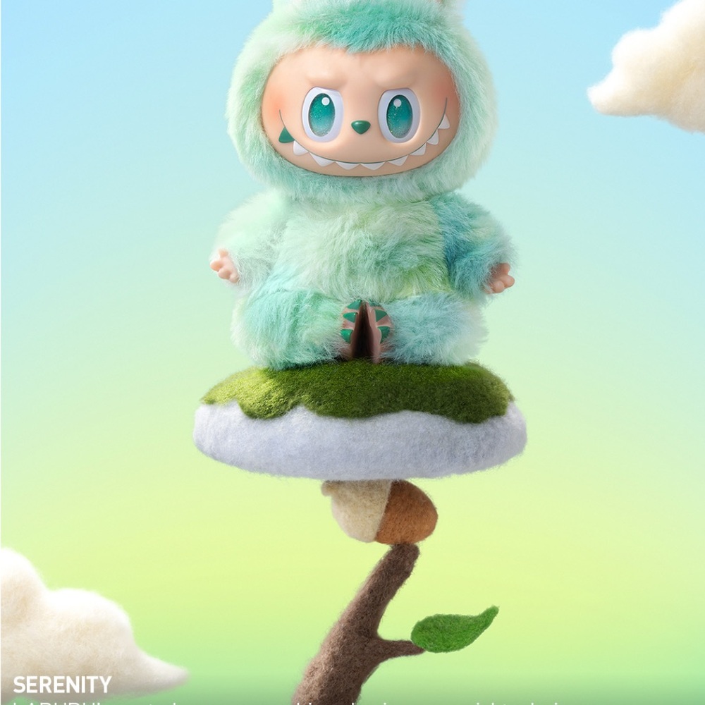 Labubu Big into Energy Plush Pendant - Picture 12 of 15